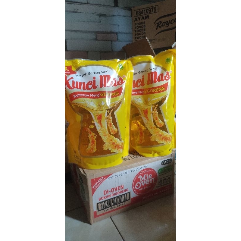 

Minyak goreng kunci mas 2L