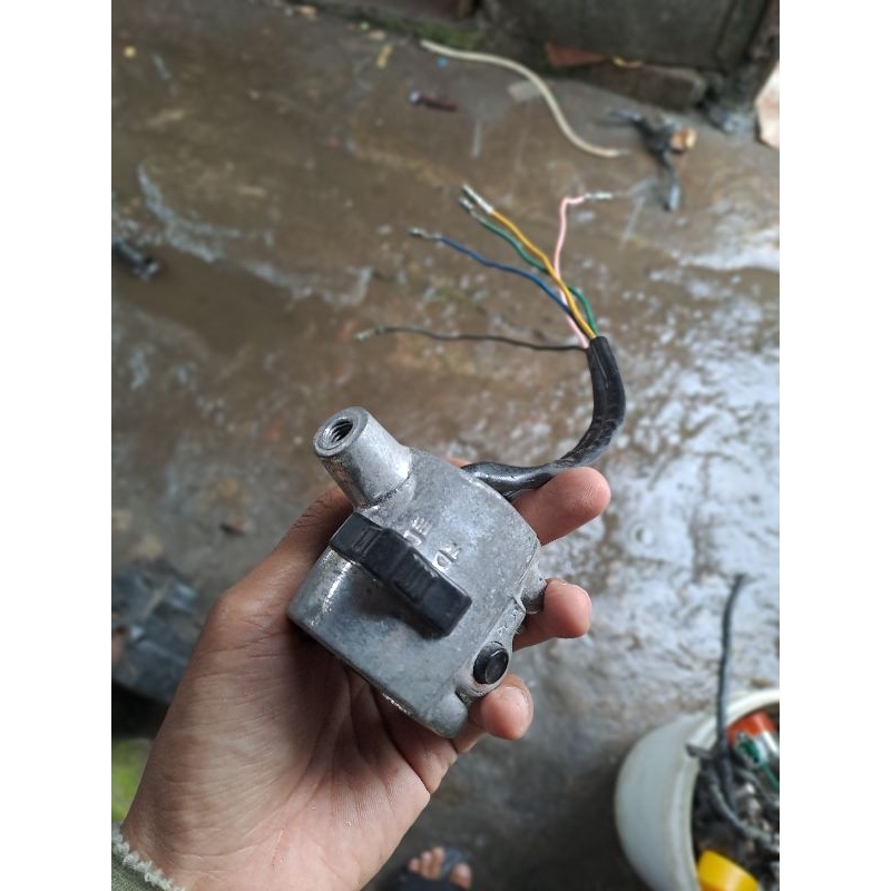 holder kiri yamaha v80