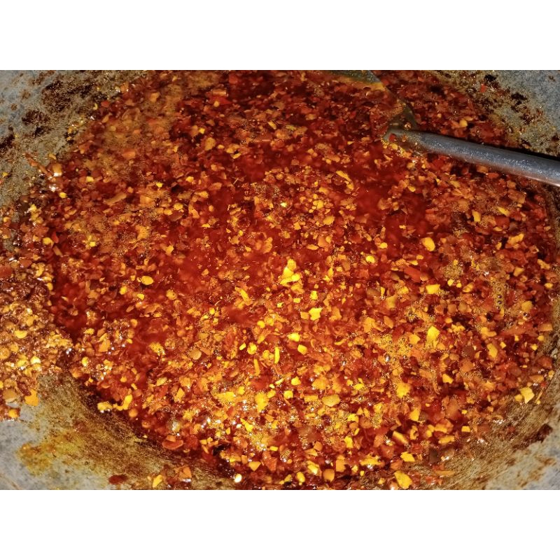 

Chili oil untuk dimsum atau makanan favorit kalian