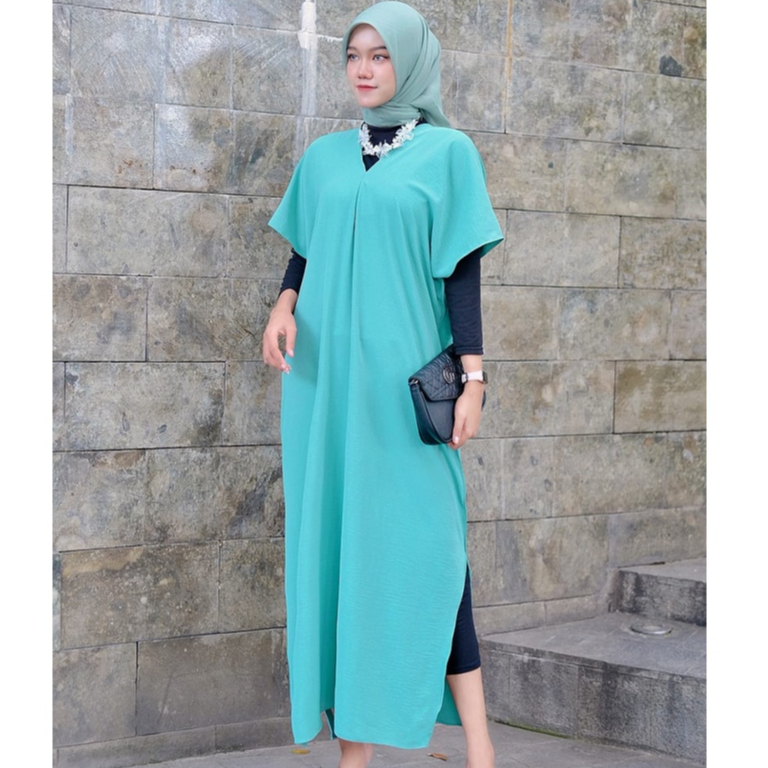 Nagita Long Outer Square Cringkle Airflow Kerah V Belah Samping Jumbo - Dress Kaftan Cringkle  | ONG SQUARE eitaro CRINKLE AIRFLOW | LONG SQUARE DRESS CRINGKEL AIR FLOW NAGITA LONG SQUARE | ATASAN NAGITA TUNIK