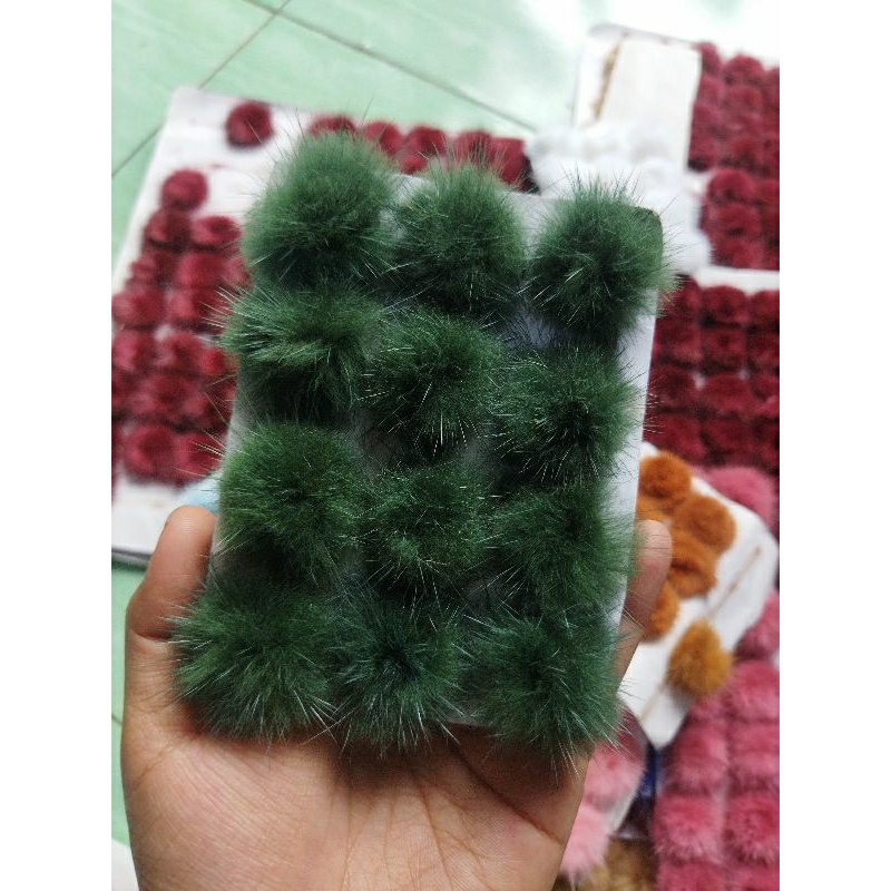 POMPOM 2 PCS /pom2NAIL ART. hiasan dll