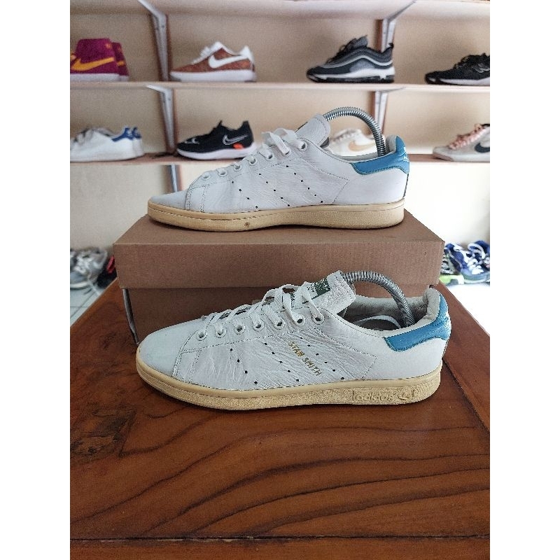 sepatu adidas lemari branded