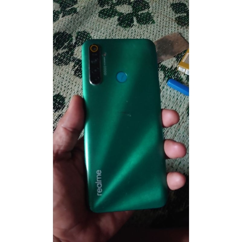 realme 5i minus lcd
