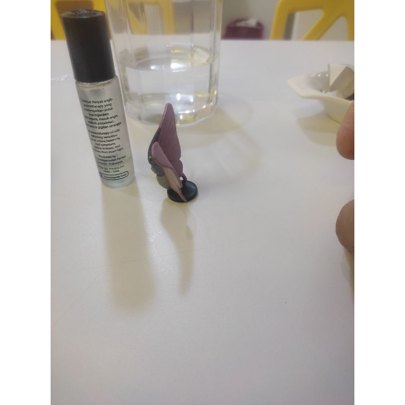 figure pokemon venomoth auldey tomy