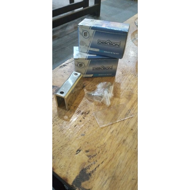 Glass clip DEKSON U820 stainlees/penjepit ambalan kaca