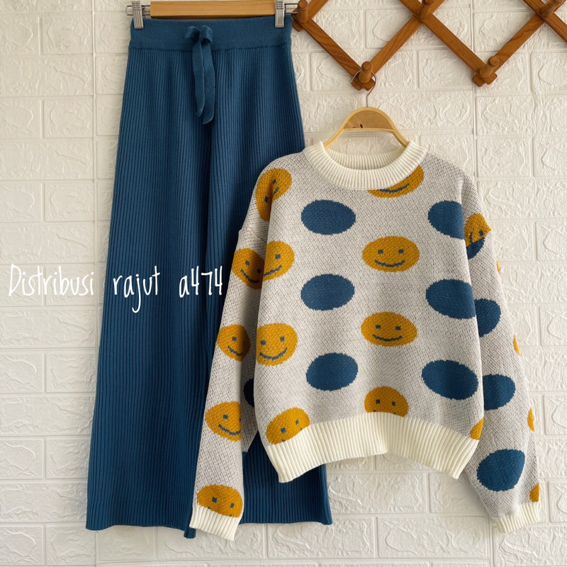 HANABI SWEATER RAJUT MOTIF SMILE ATASAN LENGAN PANJANG WANITA