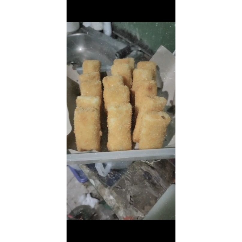 RISOLES AYAM SUWIR PEDAS