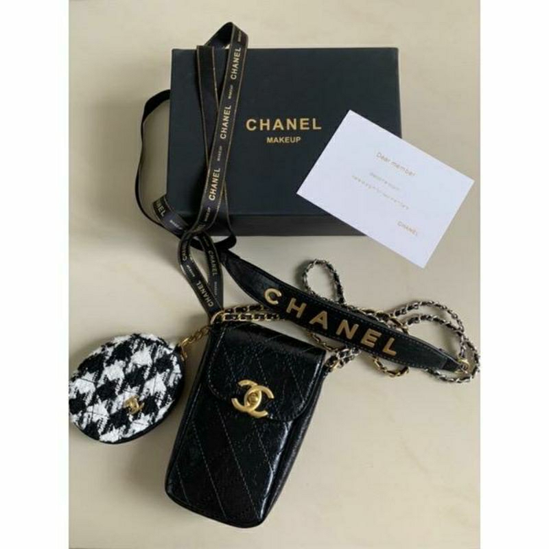 [READY STOCK] CHANEL MESSENGER FUR BAG AUTHENTIC VIP GIFT BTS V TAEHYUNG  STYLE