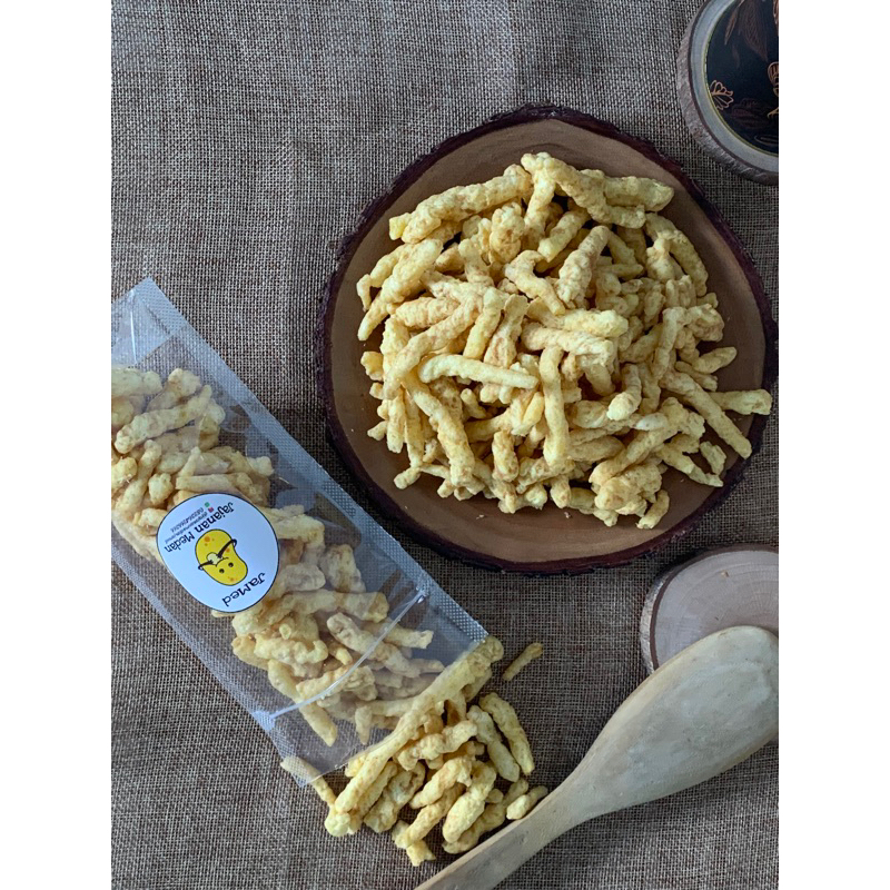 

cheetos / twistcorn / stick jagung 100gr