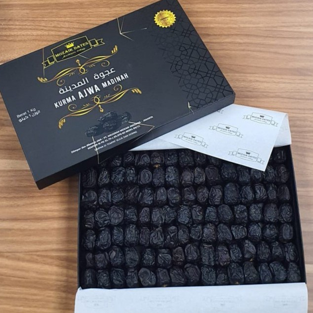 

Kurma Ajwa Organic / Kurma Nabi 1kg Organic Resmi Izin Kemasan Exlusive Box