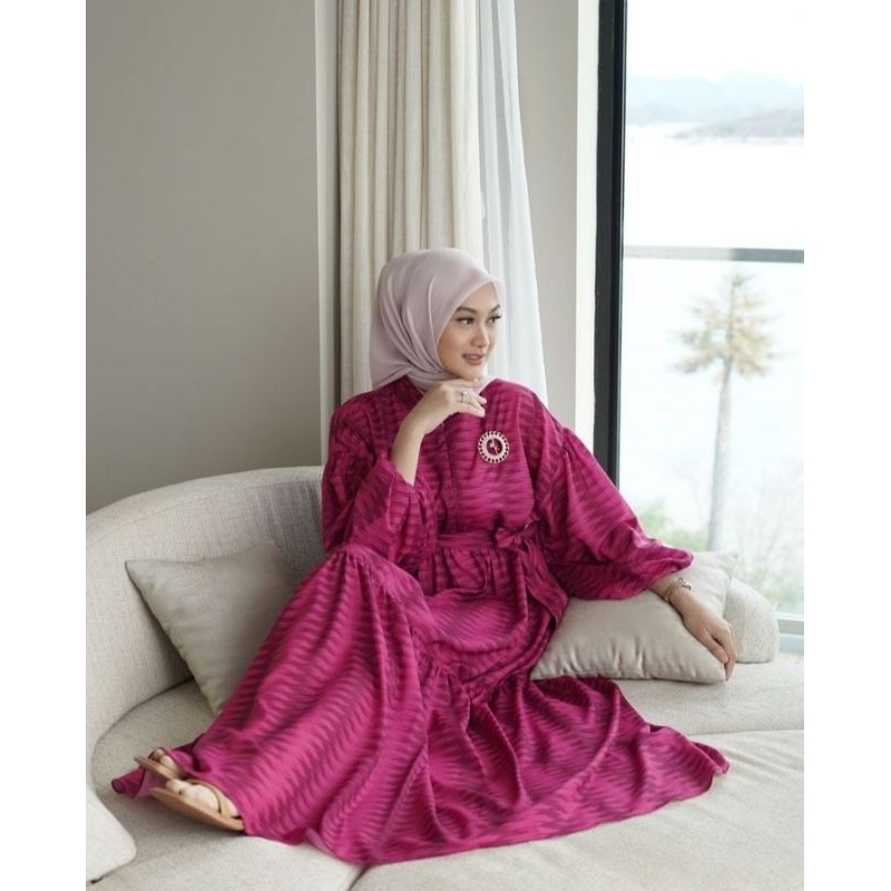wearing klamby Toba dress colour fuchcia size XL NEW