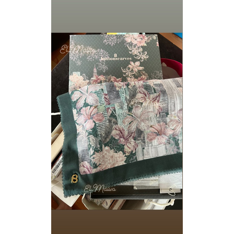 Preloved Buttonscarves Malaya Emerald