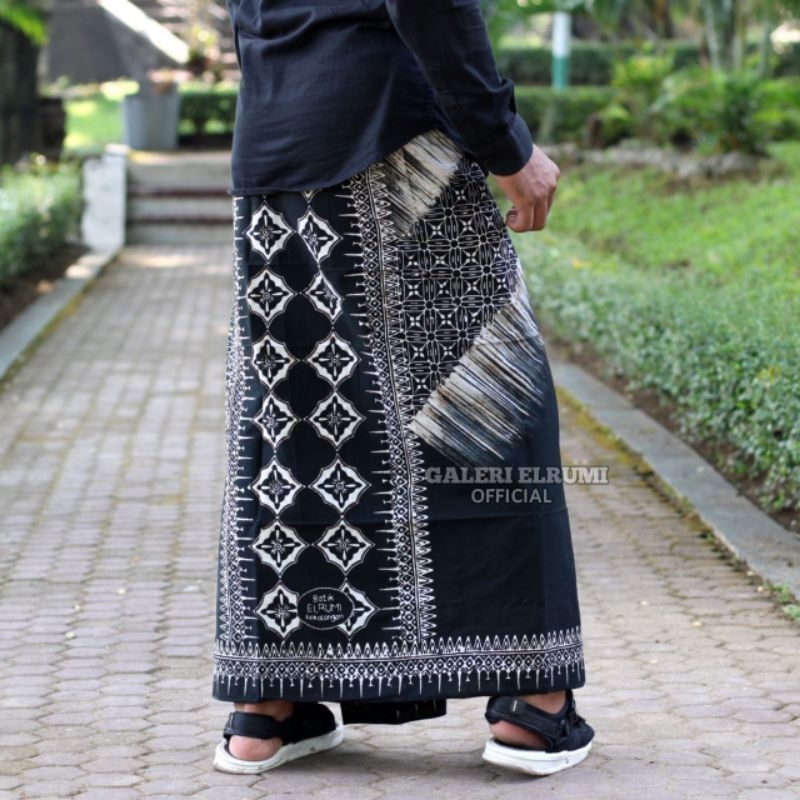 Sarung batik Pria cap exclusive motif kreatifitas tanpa batas Sarung Batik Peklaongan pria dewasa