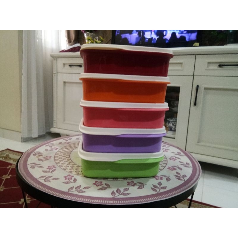Lolly Tup Tupperware kotak makan bersekat