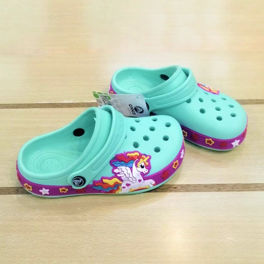 Sandal Crocs Anak Perempuan Motif Unicorn