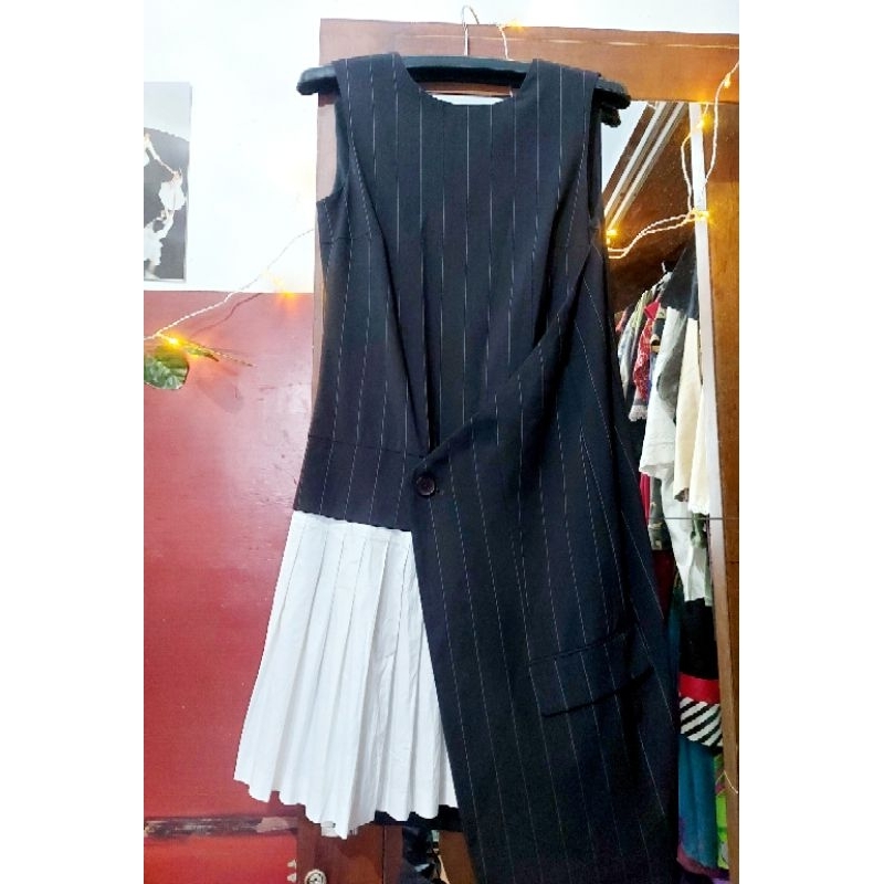 DKNY dress auth