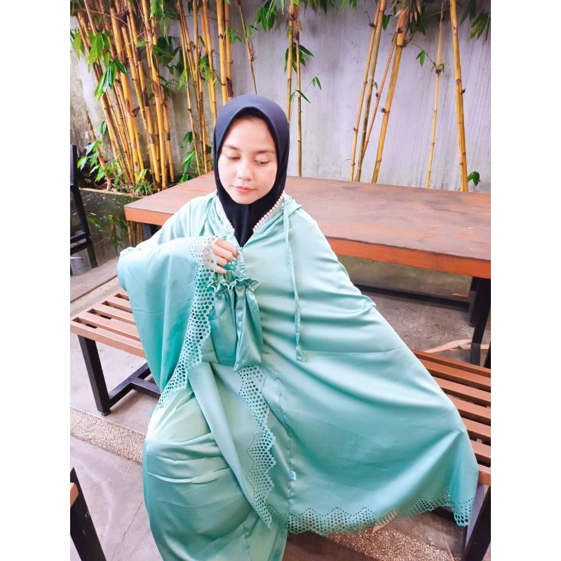 Mukena SILK ARMANY Lasercut Boba