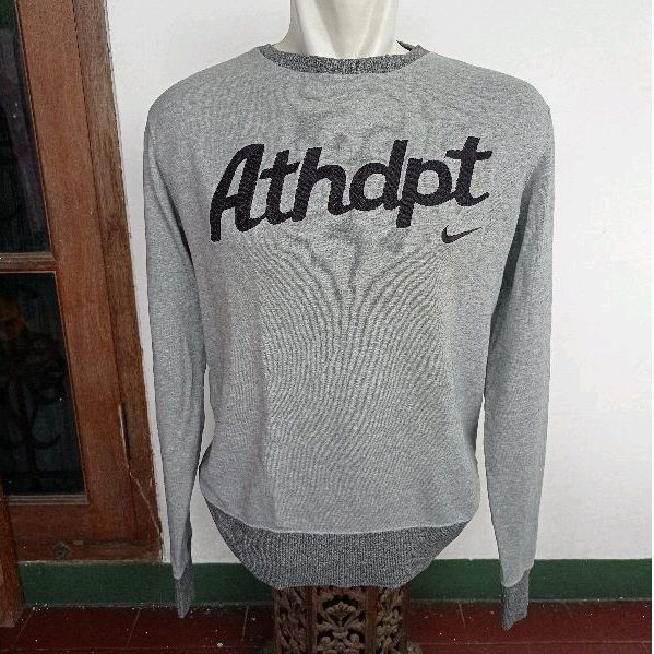 Sweater Crewneck Vintage NIKE Athletic Crewneck Sweater