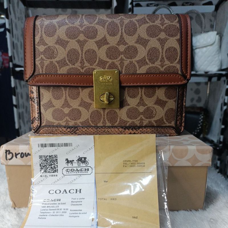 Tas import Hutton Coach coklat box