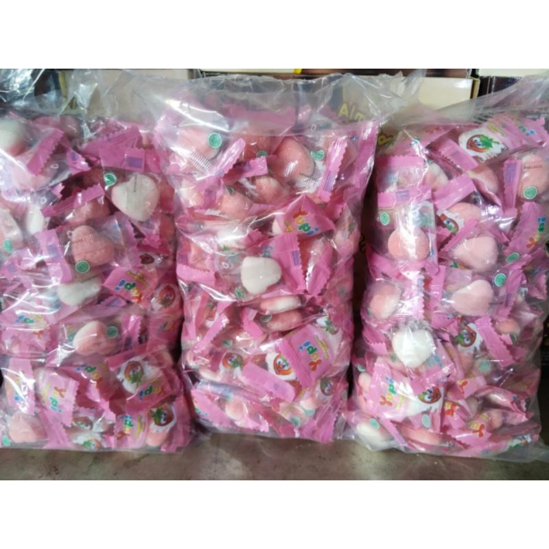 

Yupi strawberry kiss / mango kiss berat 250 gram