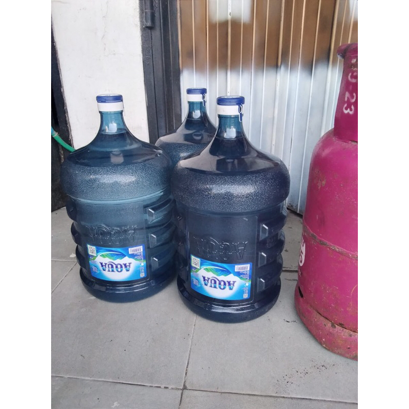 Aqua Galon plus isinya Asli Aqua bersegel