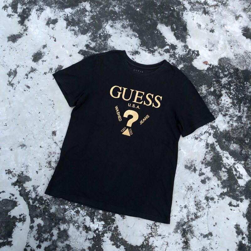 T-Shirt GUESS