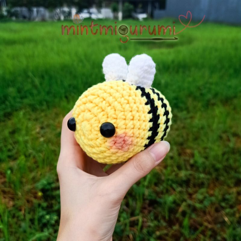Chonky Bee / Lebah Jumbo - Amigurumi / Boneka Rajut