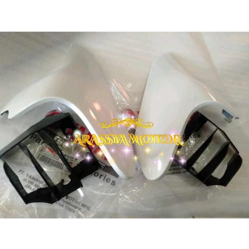 SAYAP TANGKI SCORPIO Z STEKO PUTIH ORIGINAL YAMAHA