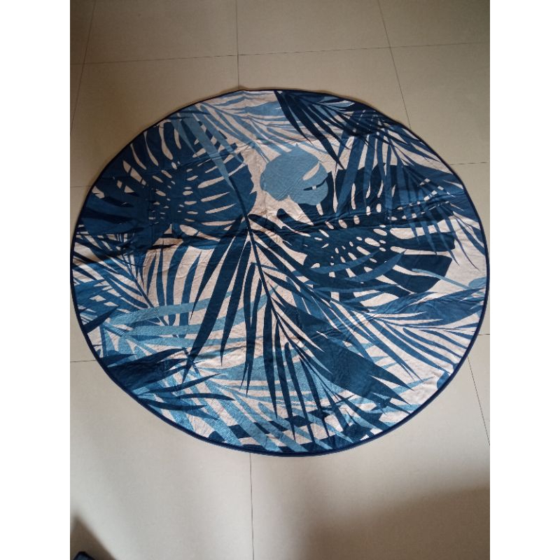 KARPET BULAT MOTIF DAUN DIAMERTER 128  CM
