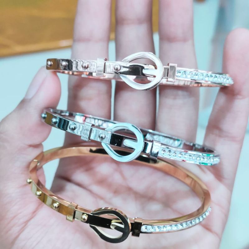 Gelang bangle titanium perhiasan wanita 002