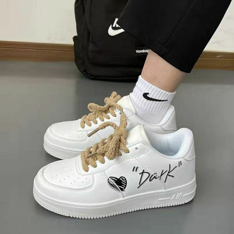 sepatu fashion wanita