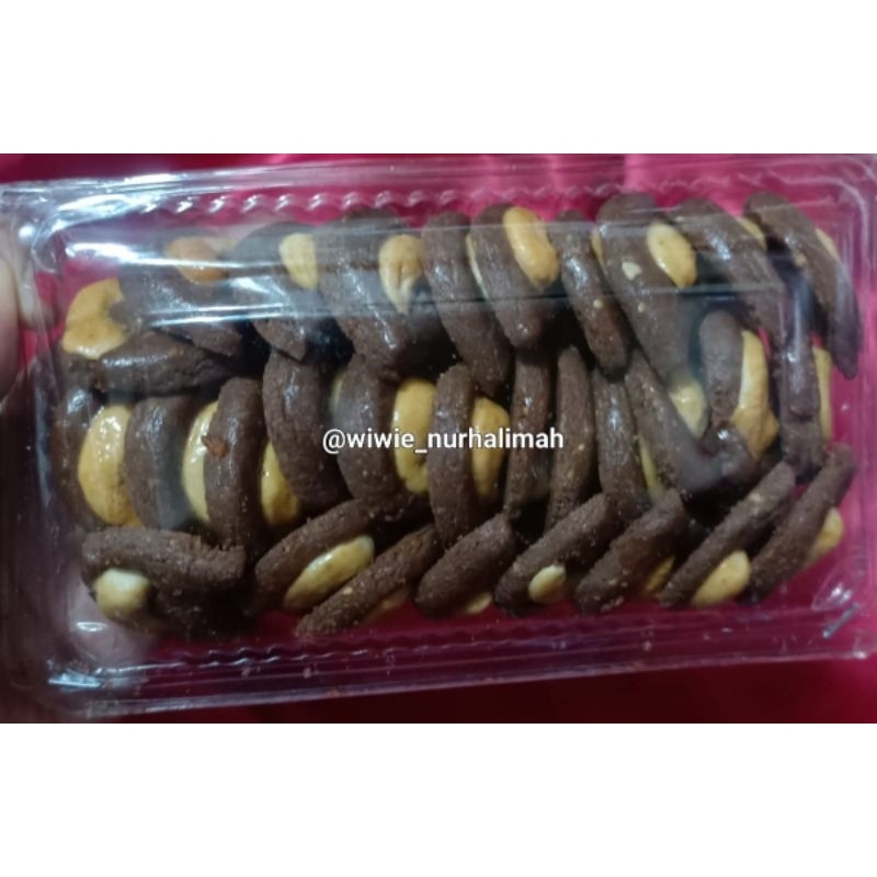 

kue kering cokelat mede 200Gram mika / 500 Gram Toples