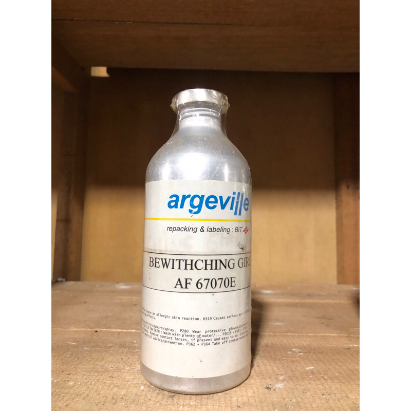 BEWITCHING GIRL Argeville