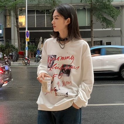 Sweatshirt Letter Graffiti Oversize Korean Style Baju Top Wanita Ootd Kekinian Couple Sweater