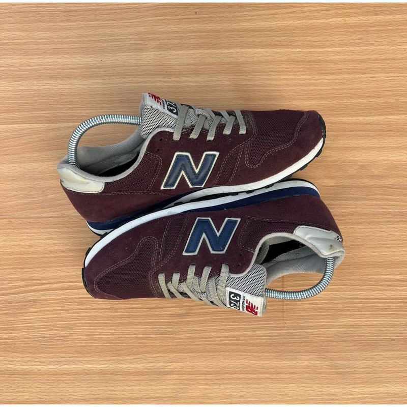 New Balance 373