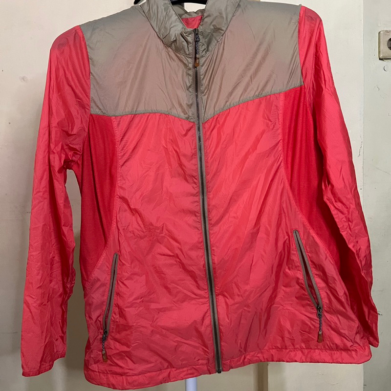Thirft Jaket Running Merk Crocodile Warna Peach Orens | Preloved | Second Murah