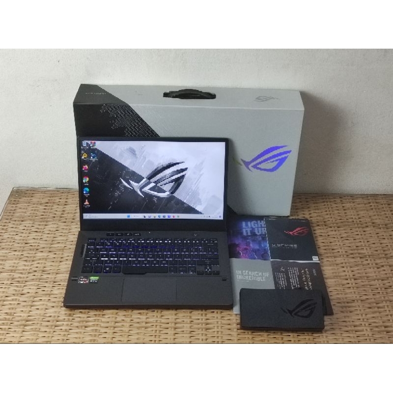 Asus Zephyrus G14 Animatrix Ryzen 9 4900H RTX 2060