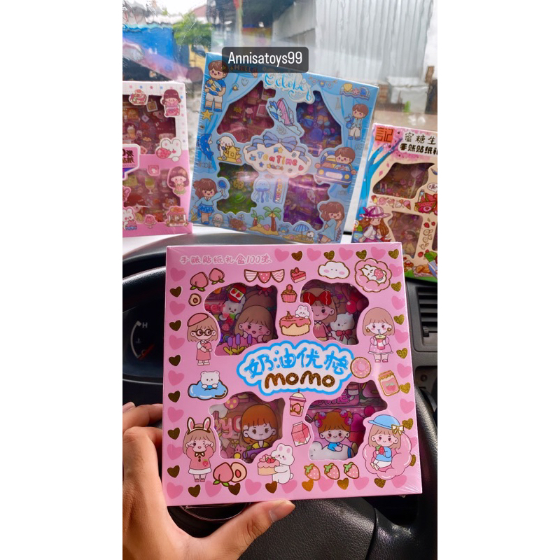MAINAN STICKER MOMO BONEKA IMPORT CHINA ISI 100PCS