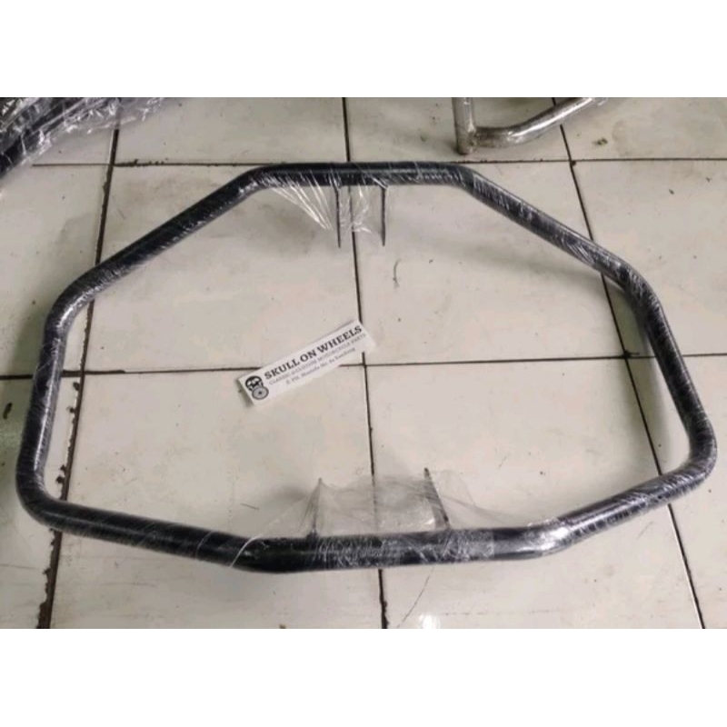 Engine Guard Kawasaki W175