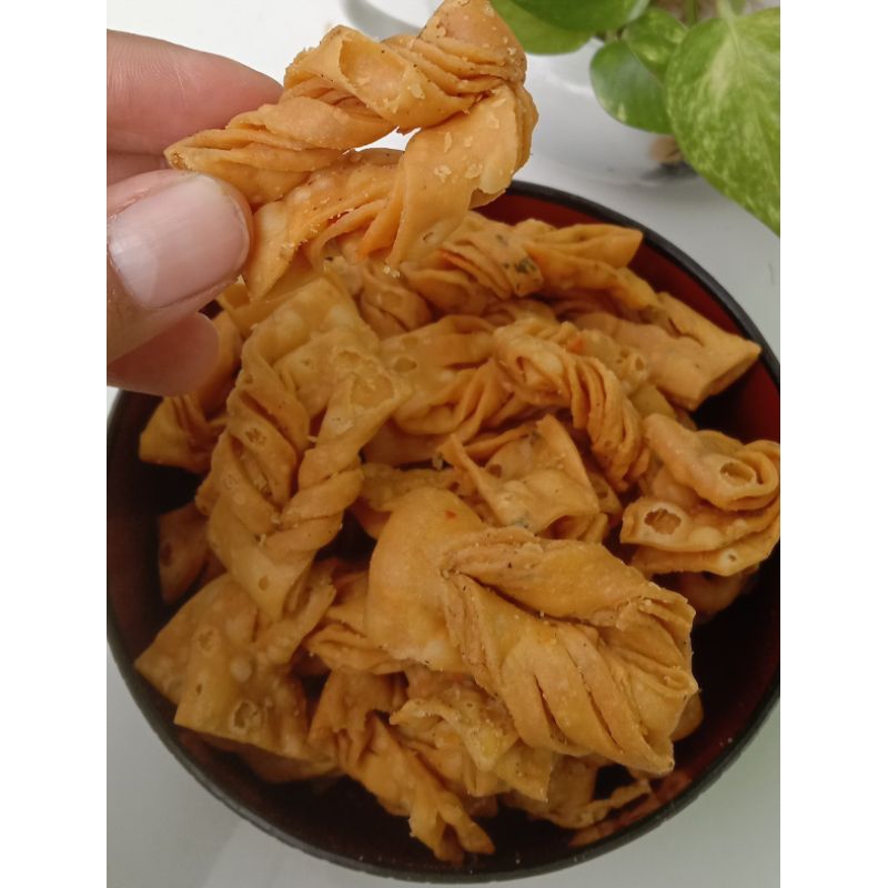 

Kue Bawang Pita Asli