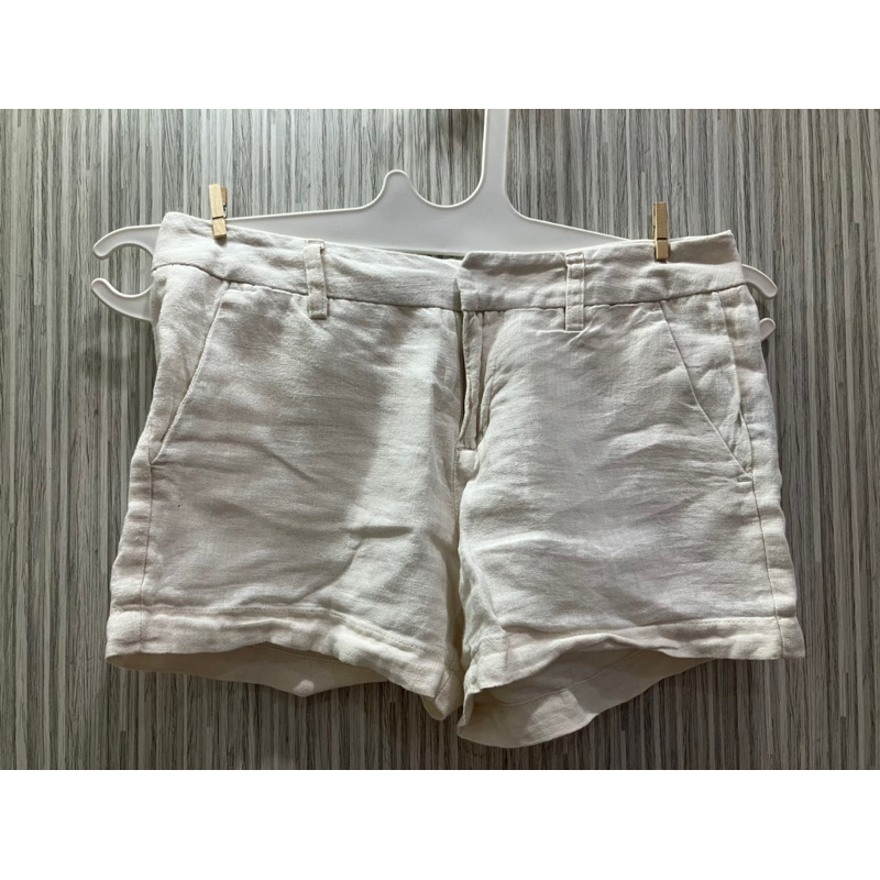 PRELOVE CELANA PENDEK FOREVER21