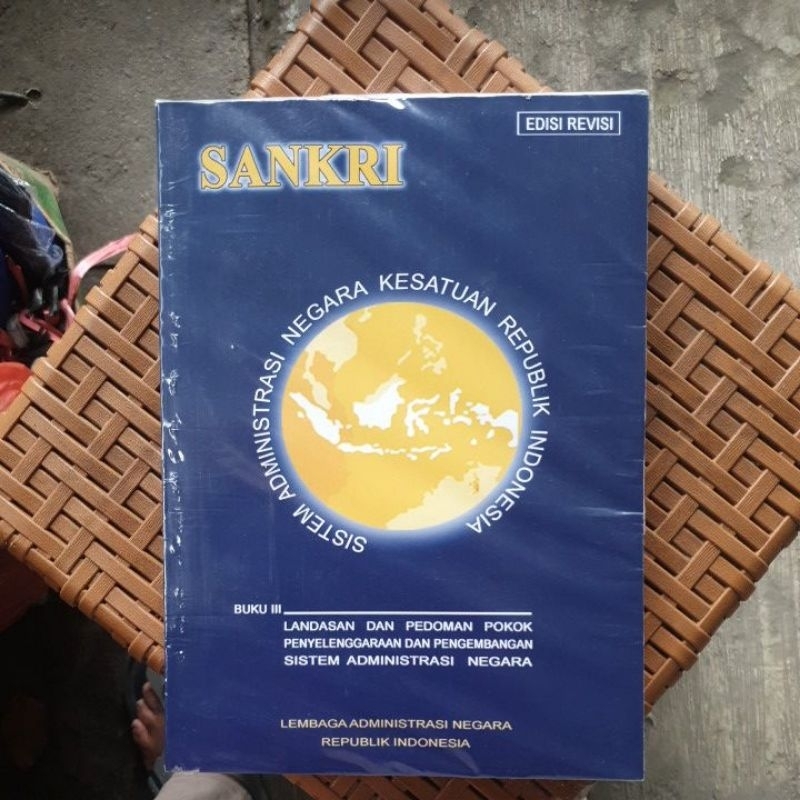 buku sankri sistem administrasi kesatuan republik indonesia buku 3