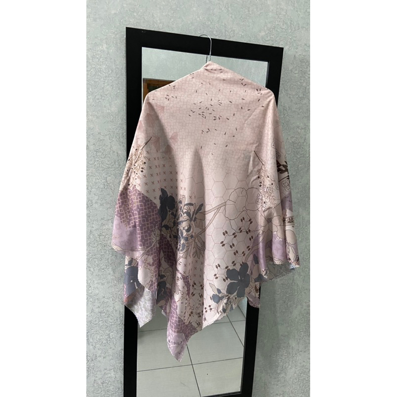 PRELOVED SCARF PURU KAMBERA