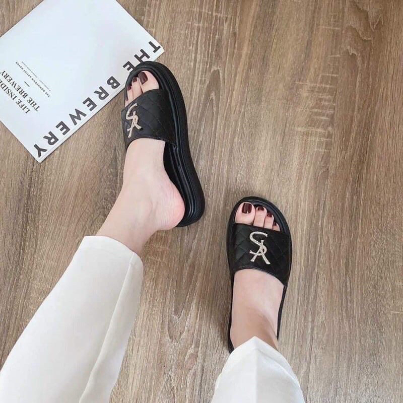 DM 21 SANDAL WANITA TRENDY