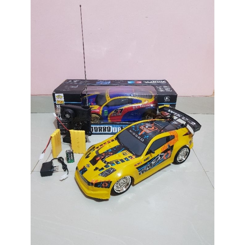 Mainan RC Car Drift Skala 1:10 - Mainan Mobil Drift Remote Control Ukuran Besar