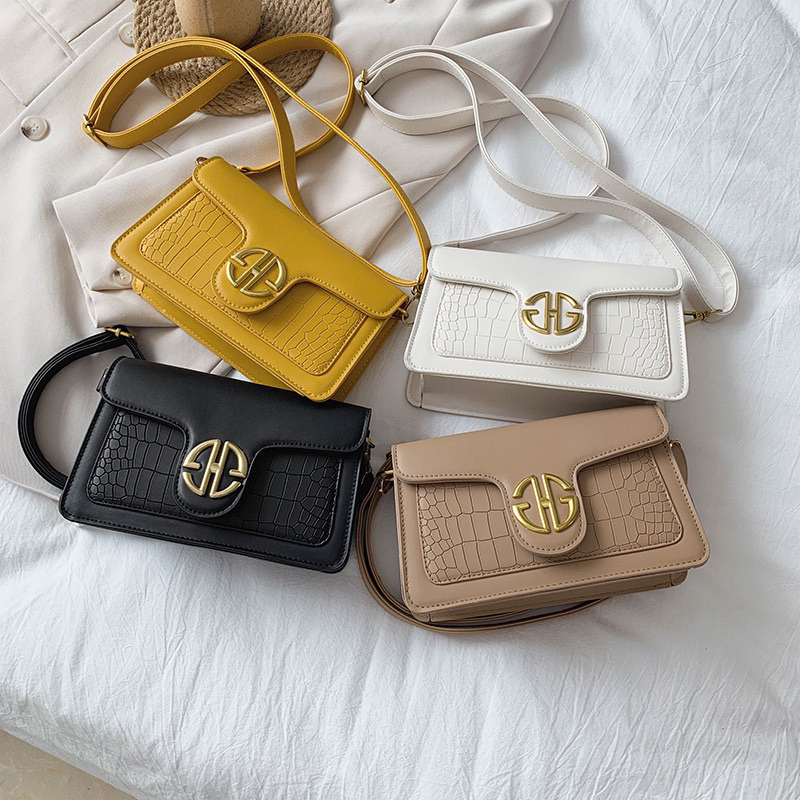 TAS IMPORT WANITA MOTIF DEPAN HURUF G SELEMPANG | FASHION BAG