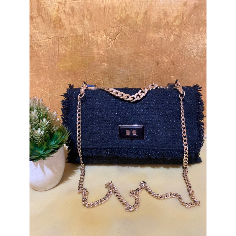 preloved Sling bag Charles n keith bahan tweed