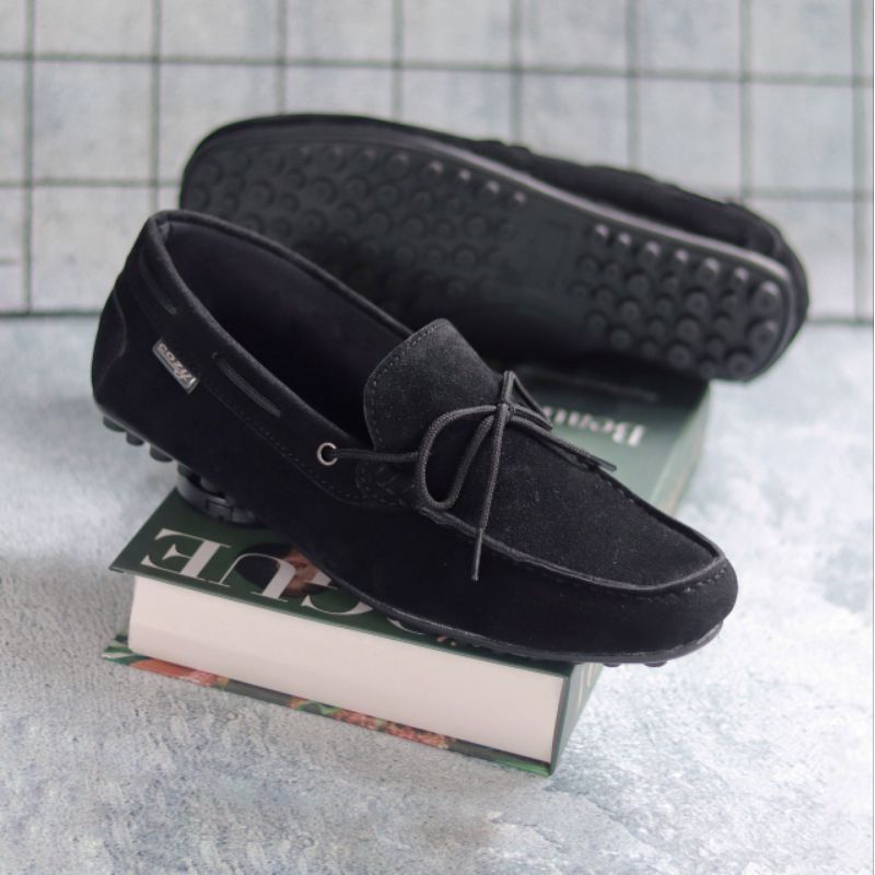 Sepatu Slip On Casual Pria Formal Pria Kulit Suede Sintetis Hitam Polos Antislip Santai Kerja Kuliah