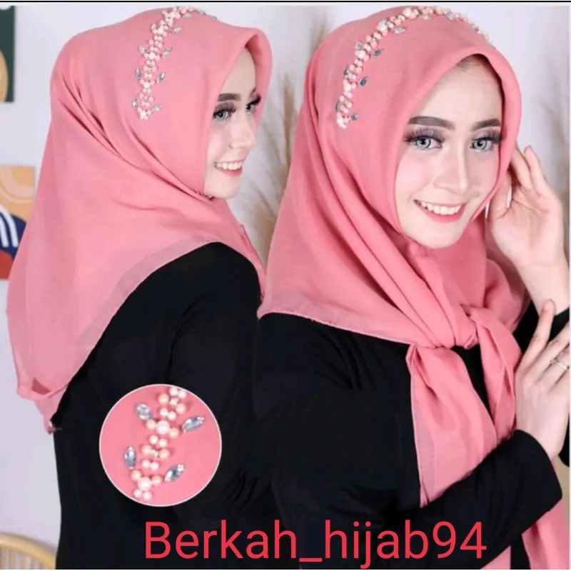 HIJAB PAYET SEGIEMPAT BANDO MUTIARA BELLA SQUARE