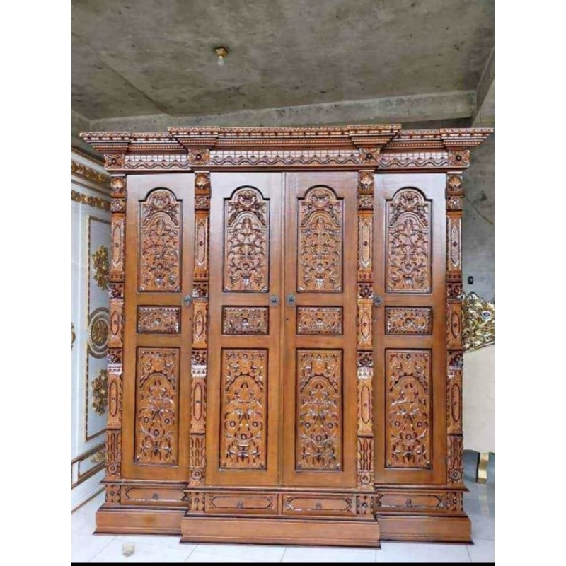 Lemari pakaian jati ukir gebyok 4 pintu /Lemari pakaian jati jepara